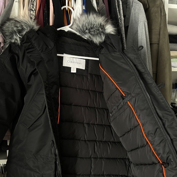 [Calvin Klein] Men's Fur Hooded Parka - Picture 6 of 9